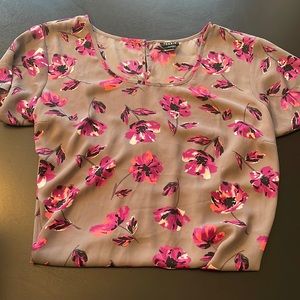 Gray Floral Torrid Blouse. Size 3X